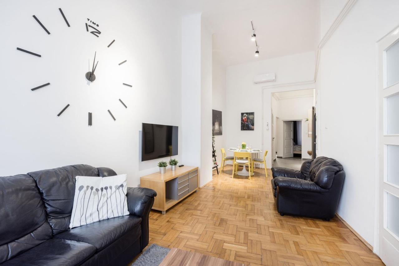 Elegant Apartment In Super Central Location بودابست المظهر الخارجي الصورة